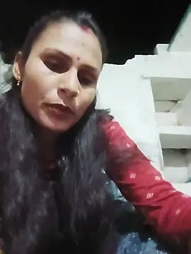 Snapshot of Cuty_priti chatting on June 2026 04:37:02 PM Cuty priti online show from June 2026 04:37:02 PM