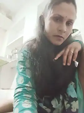 Snapshot of Cuty_priti chatting on June 2026 05:03:01 PM Cuty priti online show from June 2026 05:03:01 PM