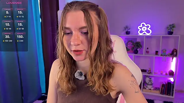 Snapshot of KellySunn chatting on June 2026 08:15:02 AM KellySunn online show from June 2026 08:15:02 AM