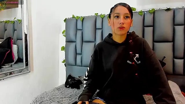 Snapshot of Celeste_71 chatting on June 2026 12:37:01 PM Celeste 71 online show from June 2026 12:37:01 PM