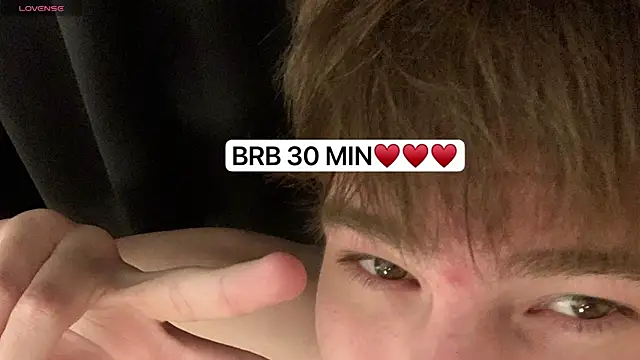 andyyzzz online show from January 2026 07:07:02 PM