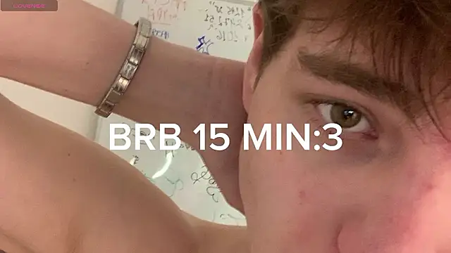 andyyzzz online show from January 2026 02:15:01 AM