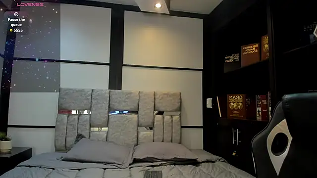 AmbarBrownn  online show from February 2026 08:32:02 PM