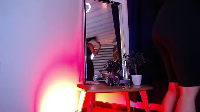 Emilyy05  online show from February 2026 03:05:02 AM