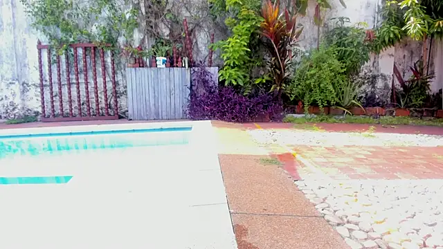 Snapshot of Niky_Thomson chatting on January 2026 06:42:02 PM Niky Thomson online show from January 2026 06:42:02 PM