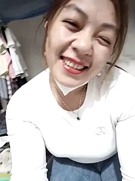 Lucky cutee online show from December 2025 04:58:01 PM