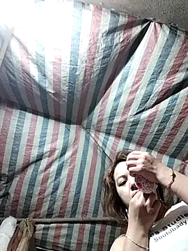 Lucky cutee online show from January 2026 11:29:01 PM