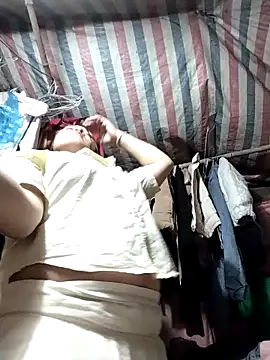 Lucky cutee online show from April 2026 12:11:02 PM