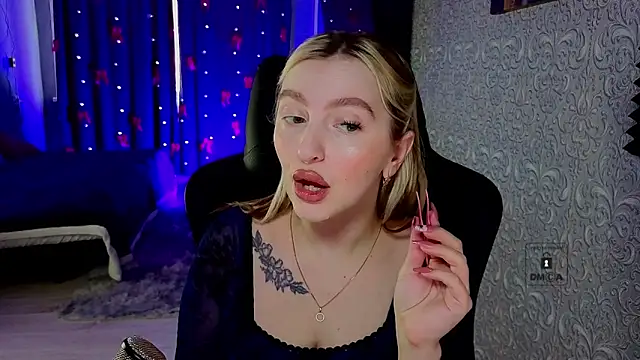 Eva Vibe  online show from March 2026 05:46:01 AM