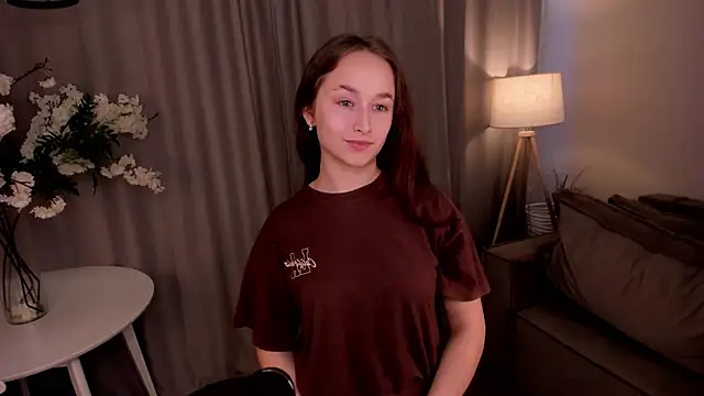 Julie Lamb online show from January 2026 07:56:02 AM