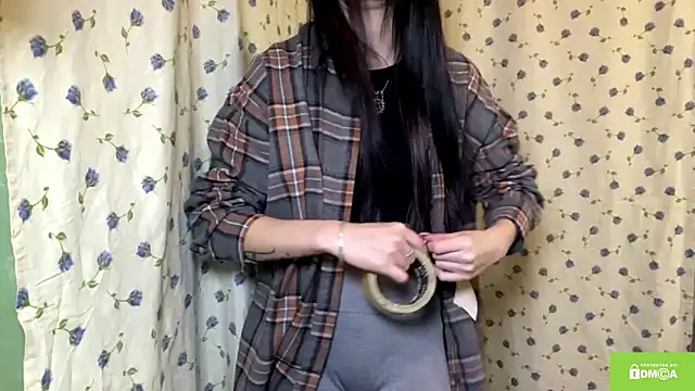 EstherKiester online show from January 2026 09:16:01 PM