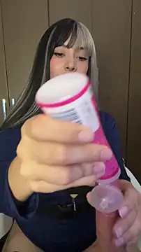 EmmaInPink online show from March 2026 04:58:01 PM