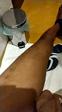 Novinhoie online show from February 2026 09:32:01 PM