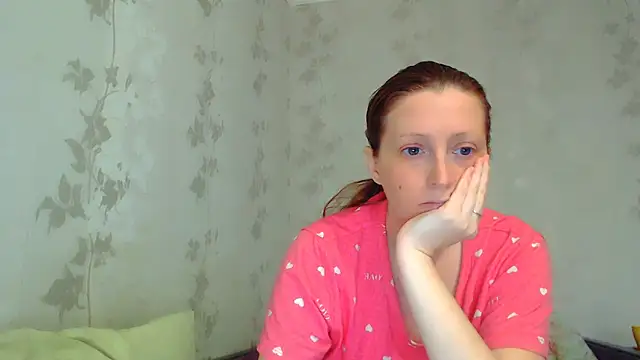 Snapshot of CrystallAngel chatting on March 2026 01:47:01 PM CrystallAngel online show from March 2026 01:47:01 PM