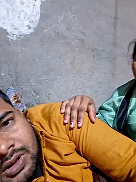 Radhacpl9528 online show from February 2026 07:26:01 AM