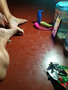 Hot-Angale online show from June 2026 07:28:02 PM