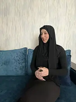 LuxBrunette  online show from April 2026 05:10:01 AM