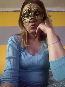 SexyMamiVee online show from March 2026 04:03:02 PM