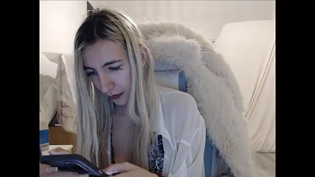 BarbieBlondieGirl online show from February 2026 07:23:01 PM