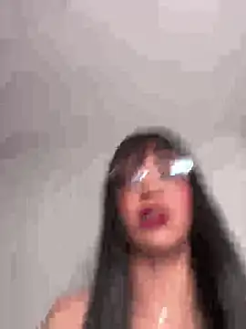 Snapshot of ValentinaEvanz chatting on May 2026 02:58:02 PM ValentinaEvanz online show from May 2026 02:58:02 PM