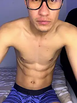 Snapshot of Latin_Paisa_Boy chatting on January 2026 12:13:01 AM Latin Paisa Boy online show from January 2026 12:13:01 AM