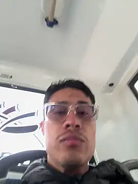 Snapshot of Latin_Paisa_Boy chatting on May 2026 07:19:01 PM Latin Paisa Boy online show from May 2026 07:19:01 PM