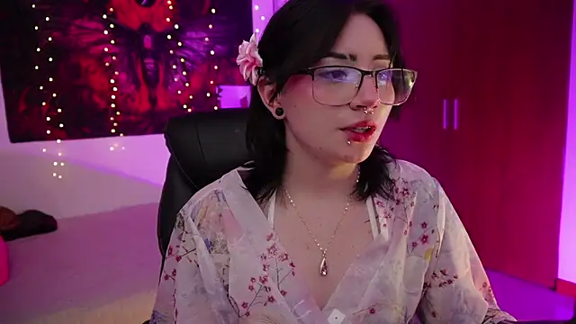 miami 18  online show from April 2026 02:06:01 AM