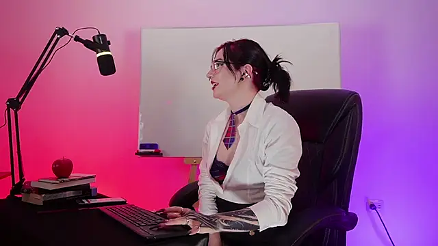 miami 18  online show from April 2026 02:25:02 AM