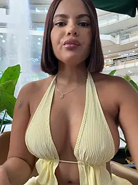 Snapshot of Irina_Velvett chatting on May 2026 03:38:02 PM Irina Velvett online show from May 2026 03:38:02 PM