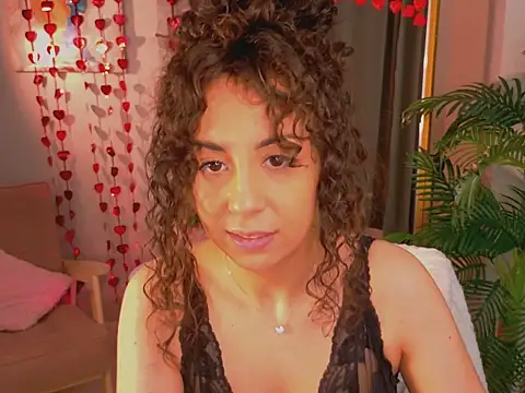 curly jade online show from February 2026 07:38:02 AM