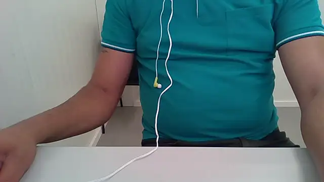 Snapshot of Moreno_Casado_Safado chatting on May 2026 11:52:02 AM Moreno Casado Safado online show from May 2026 11:52:02 AM