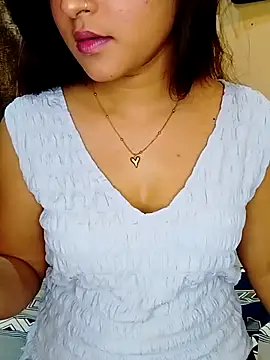 Saumyy online show from April 2026 05:26:02 PM