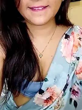 Saumyy online show from April 2026 01:42:02 AM