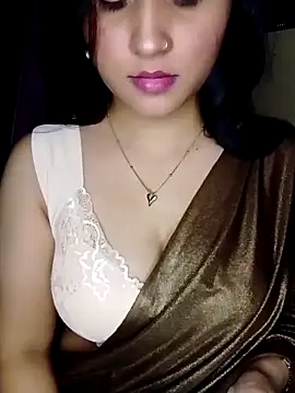 Saumyy online show from April 2026 05:50:01 PM