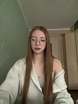 Eseniya  online show from February 2026 10:40:01 AM