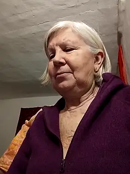 KlaudiaDarling online show from February 2026 03:51:01 PM