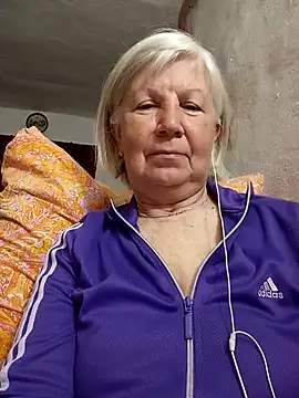 KlaudiaDarling online show from March 2026 10:16:01 PM