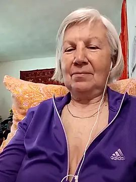 KlaudiaDarling online show from April 2026 08:17:01 AM