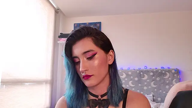 LunaisBack online show from April 2026 09:50:02 PM