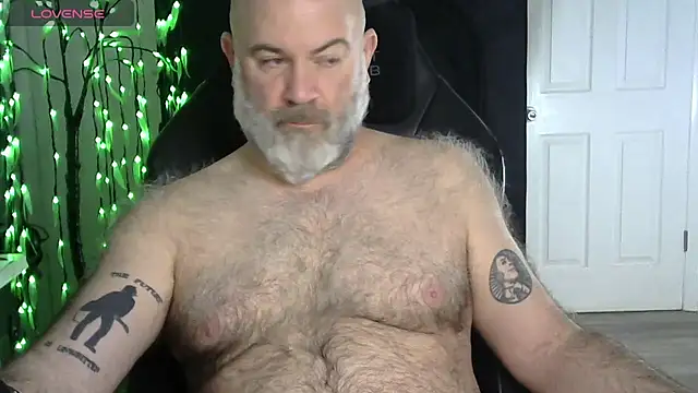 XJJ77x online show from February 2026 06:42:01 AM