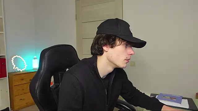 Daniel Shawnn online show from February 2026 06:06:01 PM