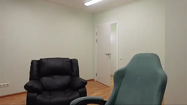 Daniel Shawnn online show from April 2026 09:37:02 PM