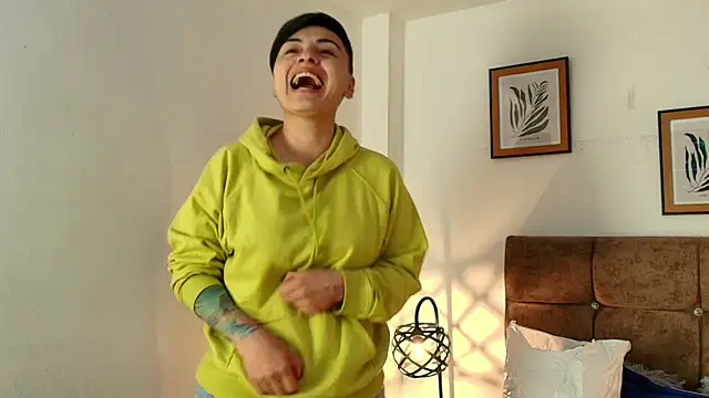 kat paradise online show from April 2026 11:47:01 AM