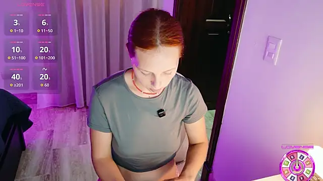 Snapshot of ViktoriaSilk chatting on June 2026 07:27:02 PM ViktoriaSilk online show from June 2026 07:27:02 PM
