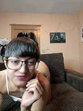 FaiiryArii online show from April 2026 06:20:02 AM