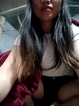 Lovephay8x online show from February 2026 12:01:01 AM