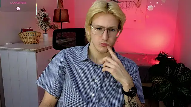 MarkusWilder online show from January 2026 04:00:01 PM