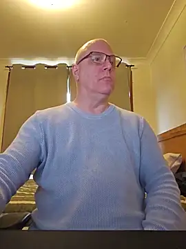 Nudist Aussie Daddy online show from July 2026 01:40:01 AM