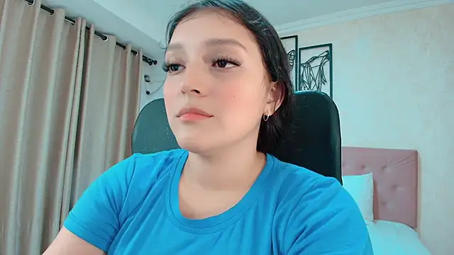 littlemolly walcott online show from July 2026 11:42:02 PM