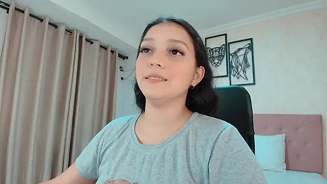 littlemolly walcott online show from July 2026 10:58:02 PM